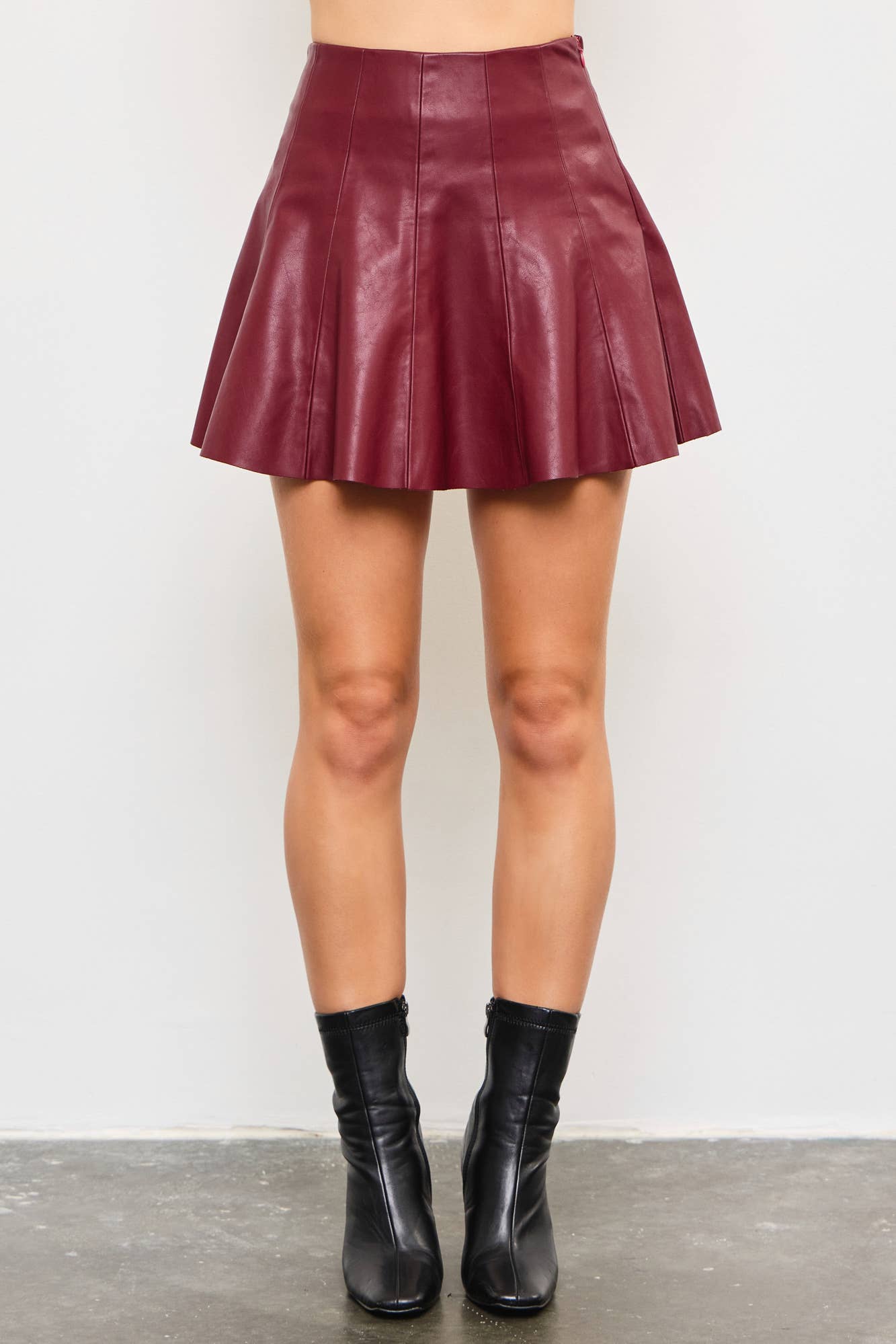 FLARED LEATHER SKORT