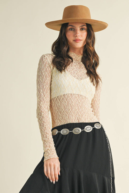SEE ME LACE TOP
