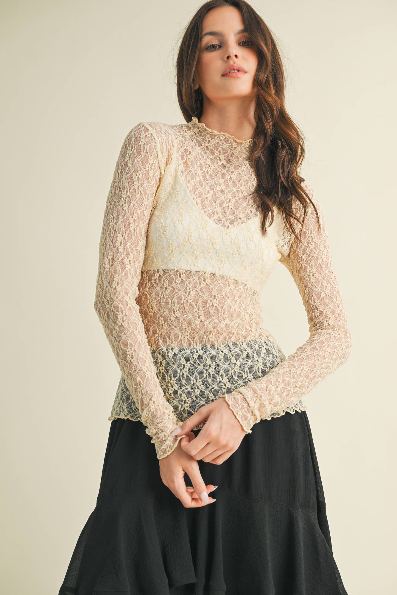 SEE ME LACE TOP