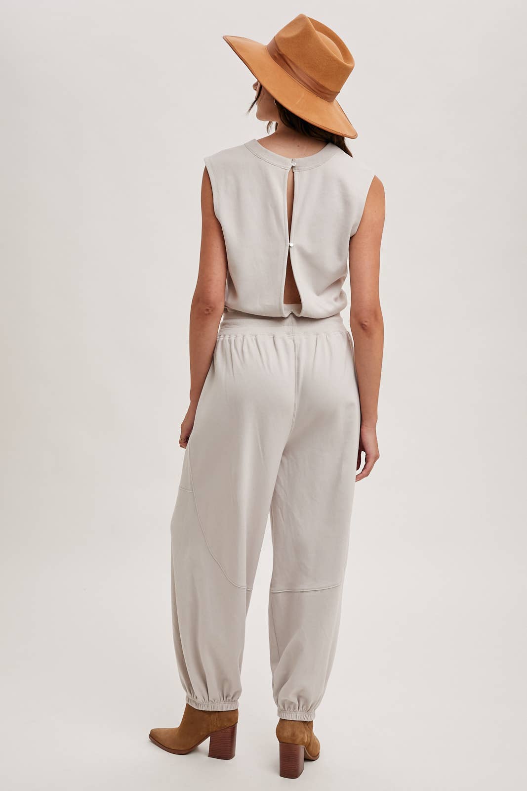 KNIT ACIVE JUMPSUIT