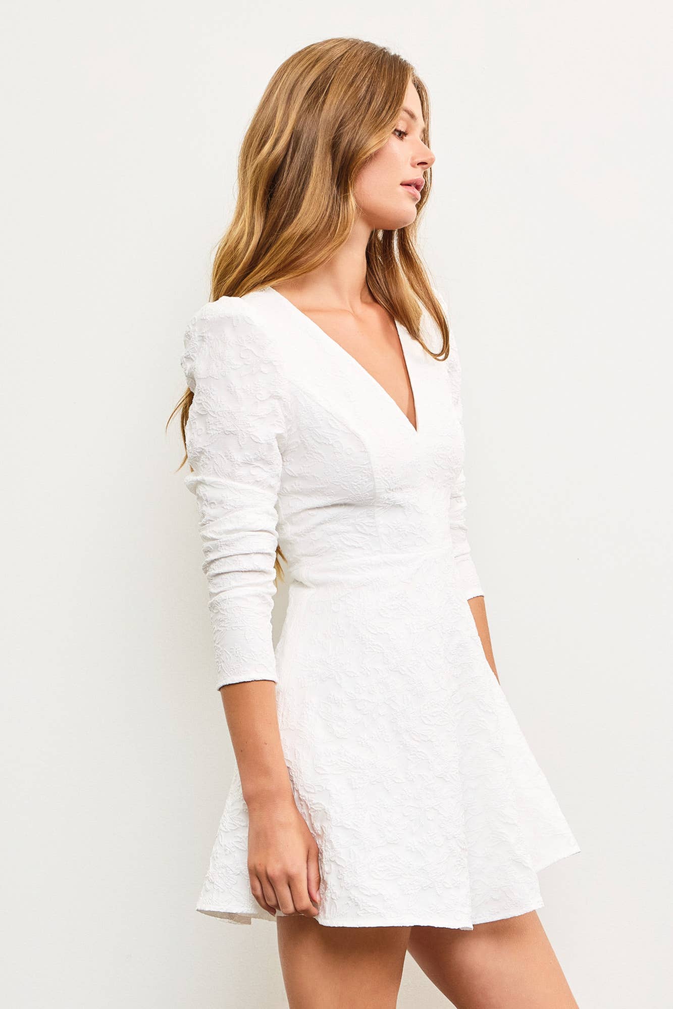 V NECK FLARE DRESS